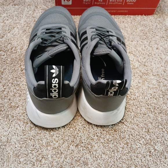 Adidas  Mens MULTI X J SIZE 9 1/2 GREY/BLACK EUC - Picture 5 of 7